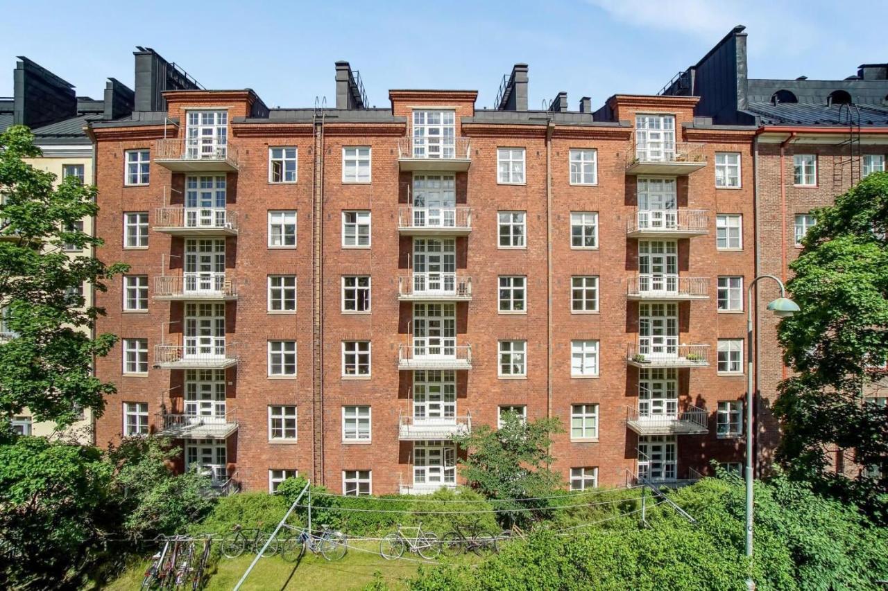 Bright One-Room Studio In The Heart Of Kallio Helsinki Bagian luar foto
